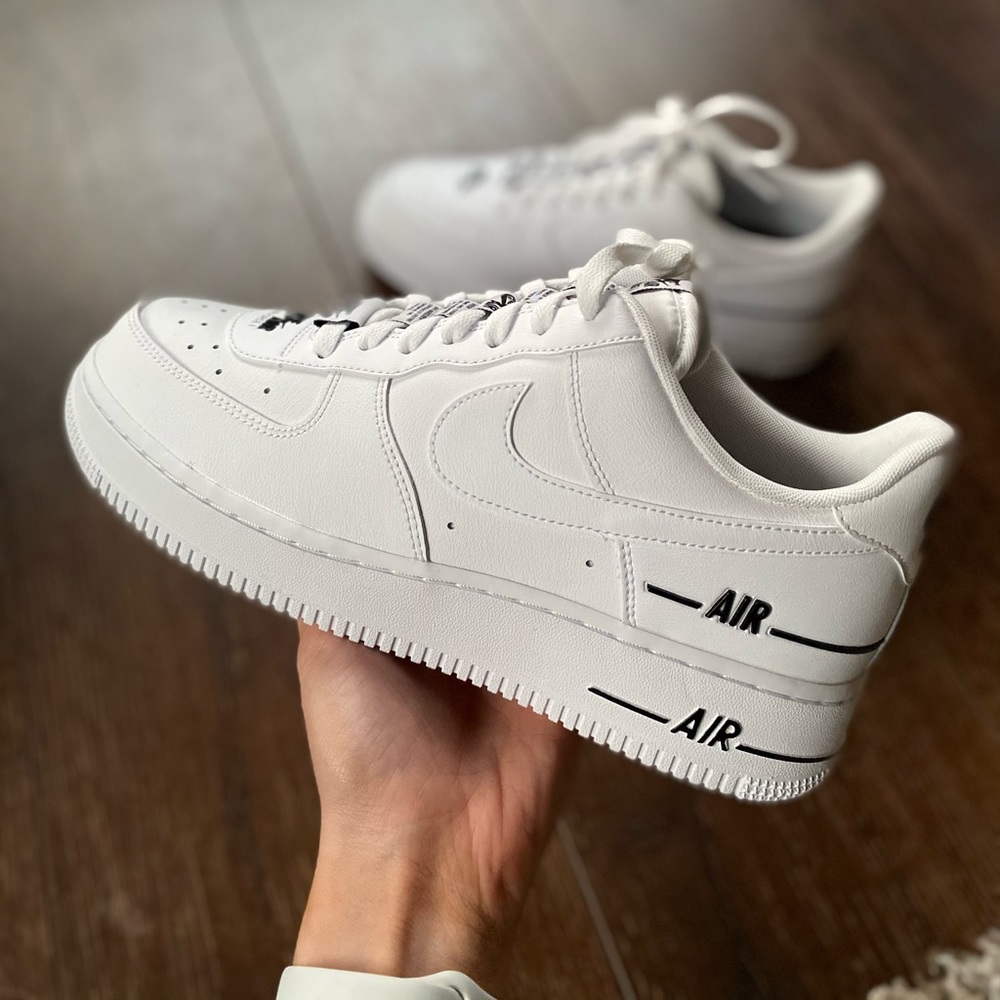Nike Air Force 1 ‘07 LV8 3